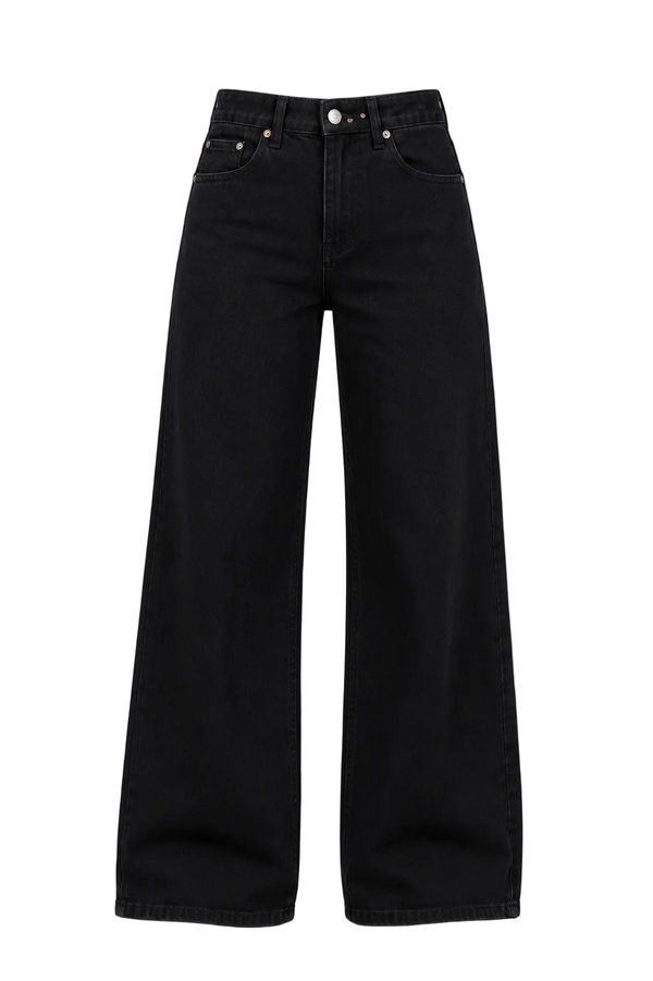 Women’s Black Straight-Fit Denim Jeans